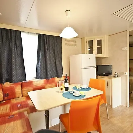 Acquaviva Village Camping Vakantiepark *