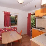 홀리데이파크 Acquaviva Village *